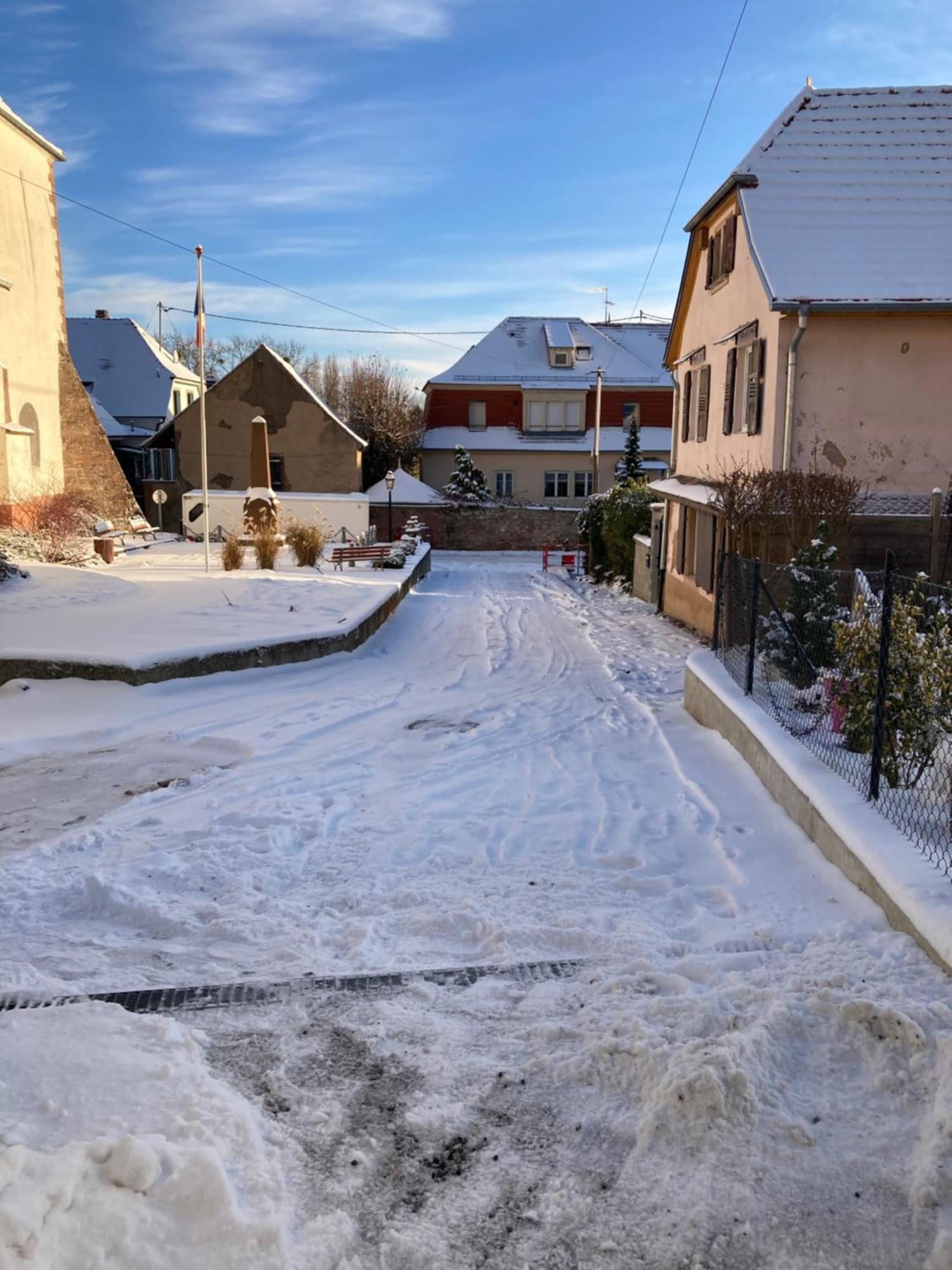 Gite Le 1602 Saint-Nabor Экстерьер фото