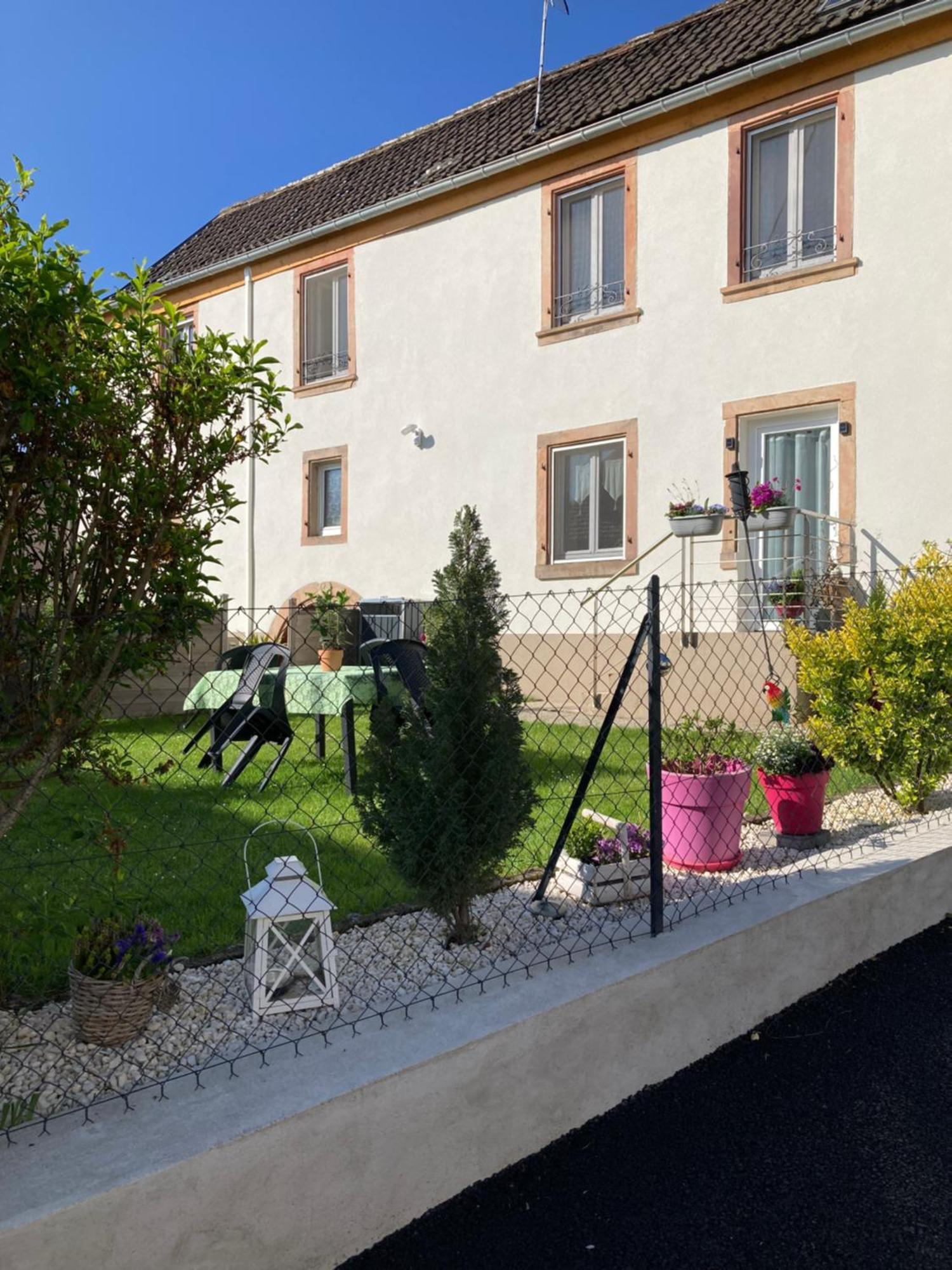 Gite Le 1602 Saint-Nabor Экстерьер фото